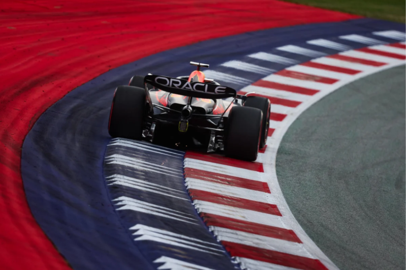 What are kerbs in Formula 1?